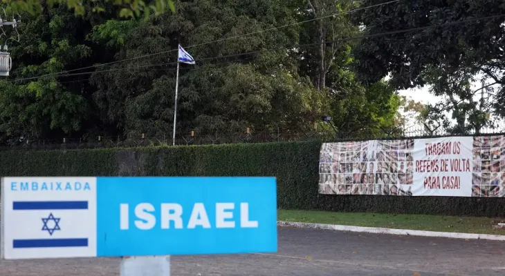 Israel fecha embaixada e consulado no Brasil após ataque ao Irã