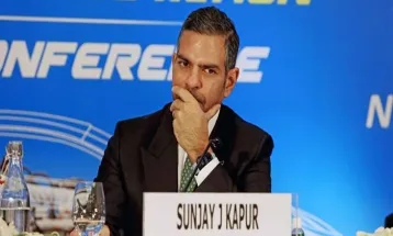 Bilionário amigo do príncipe William morre após engolir abelha durante partida de polo