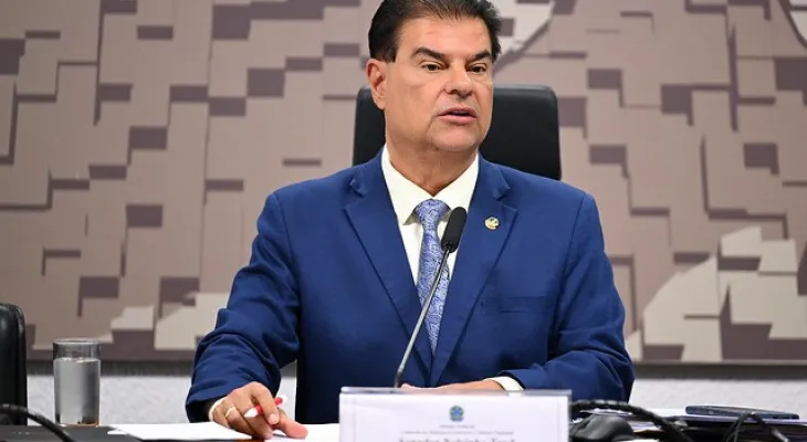Senado articula envio de avião para repatriar brasileiros retidos em Israel