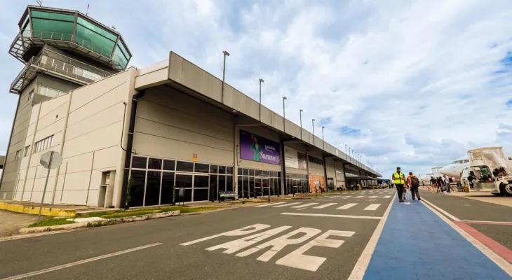 Aeroporto de Navegantes passa por mudança de nome em meio à venda milionária