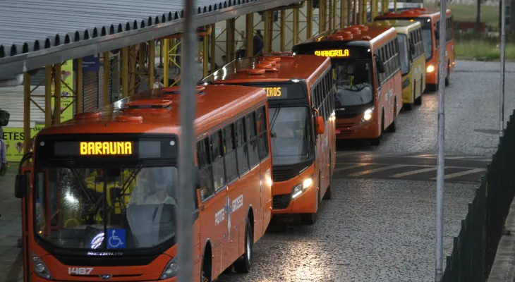 Ponta Grossa deve regularizar aditivo contratual sobre transporte coletivo