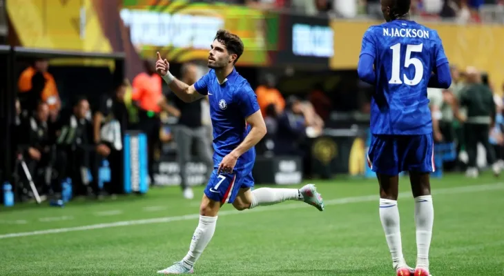 Com gols de Pedro Neto e Enzo, Chelsea supera o LAFC no Mundial de Clubes