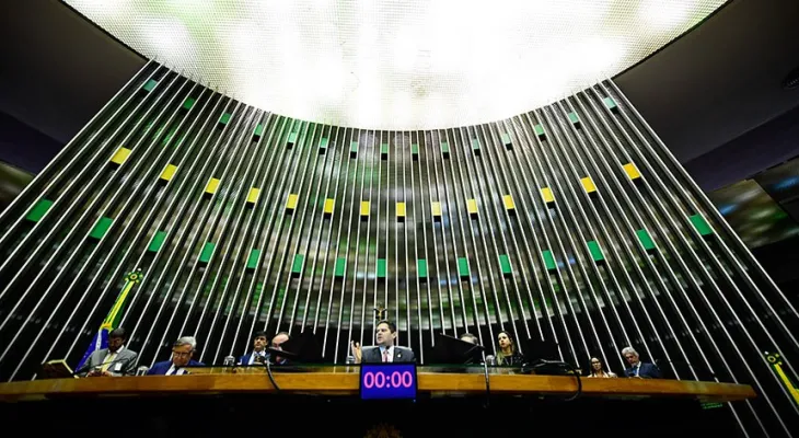 Por acordo, líderes adiam votação de 30 vetos na pauta do Congresso