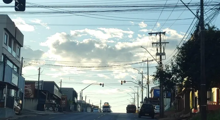 Corpus Christi em Cascavel tem manhã de tempo firme, mas previsão aponta chuva no fim do dia