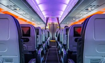 Assento mais seguro no avião? Ciência aponta posição com menor risco de morte