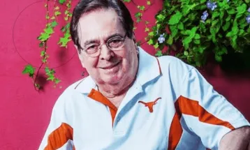 Após um mês internado, Benedito Ruy Barbosa tem alta