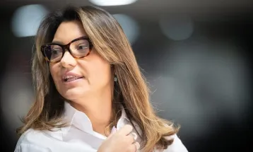 Janja acompanha com preocupação resgate de brasileira em vulcão na Indonésia