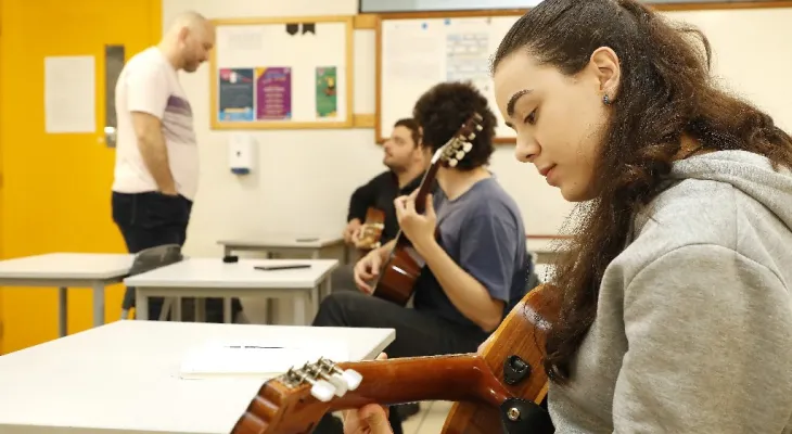 Prefeitura abre inscrições para oficinas artísticas gratuitas em diversas modalidades