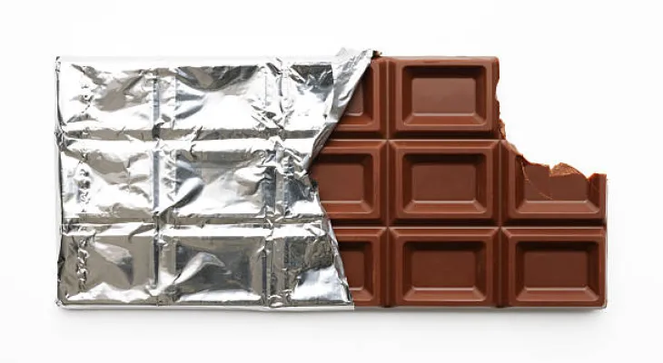 Homem é morto por seguranças após furtar barra de chocolate em Curitiba