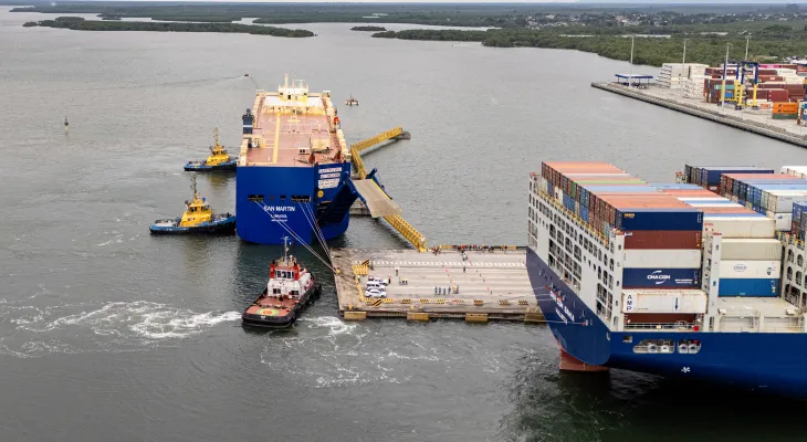 Porto de Paranaguá recebe veículos fabricados por gigante chinesa que retoma vendas no país