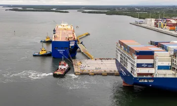 Porto de Paranaguá recebe veículos fabricados por gigante chinesa que retoma vendas no país