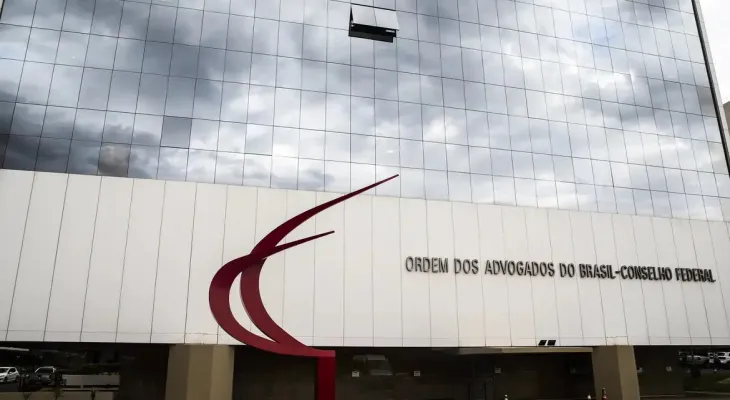 OAB proíbe inscrição de candidatos condenados por crimes raciais