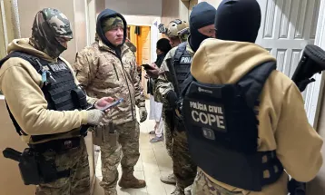 Polícia cumpre 172 mandados em megaoperação contra grupo que controlava o tráfico em Curitiba
