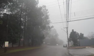 Segunda-feira gelada em Cascavel marca início de semana fria no Paraná