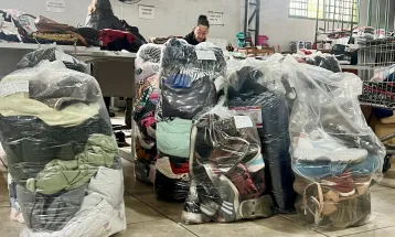 Campanha do Agasalho da Prefeitura de Curitiba ultrapassa 100 mil peças arrecadadas