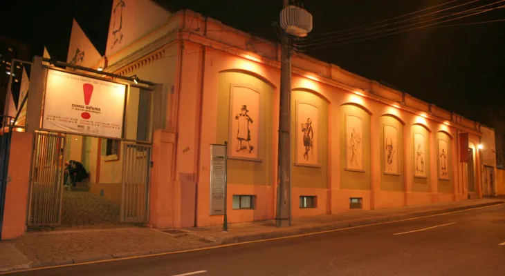 Teatro José Maria Santos celebra 27 anos com melhorias na infraestrutura