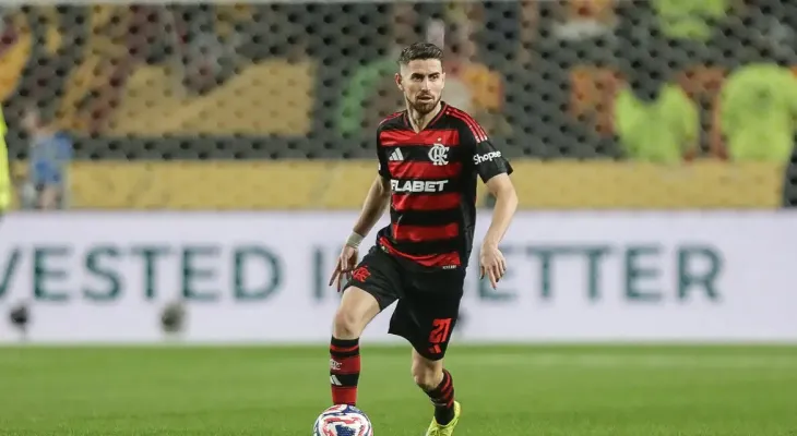 Flamengo encara Bayern por vaga nas quartas do Mundial