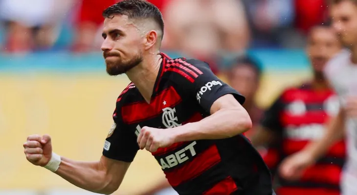Bayern vence Flamengo por 4 a 2 e marca encontro com o PSG