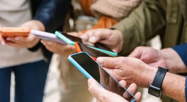 Brasil tem mais dispositivos digitais em uso do que habitantes, revela pesquisa da FGV