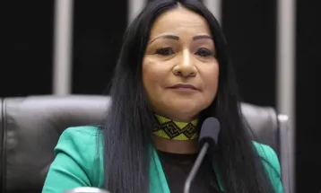 Deputada é alvo de cassação por uso indevido de verba pública e cogita greve de fome contra decisão do STF