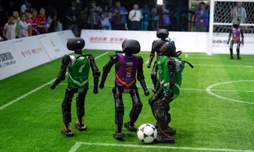 Futebol de robôs: China realiza primeira partida entre humanoides com inteligência artificial