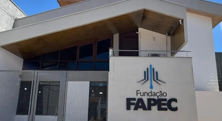 Governo do Paraná suspende contrato polêmico de R$ 38 milhões com Fapec