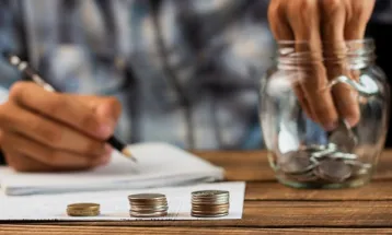 Em queda: Paranaenses deveram menos no mês de maio, aponta pesquisa da Fecomércio