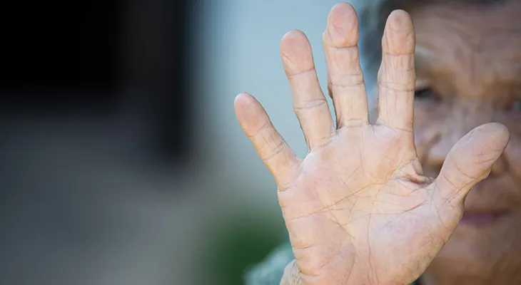 Agora é lei: abandono de idoso ou pessoa com deficiência terá pena maior