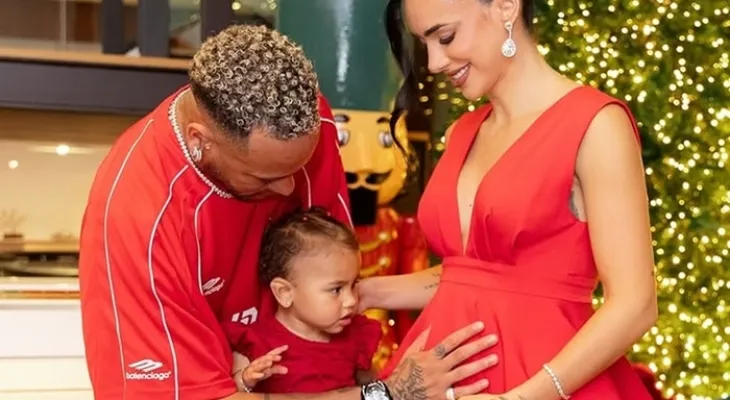 Nasce Mel, segunda filha de Neymar com Bruna Biancardi