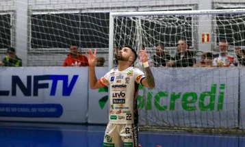 Cascavel goleia o Dracena na Liga Nacional e volta a vencer em casa