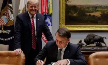 Bolsonaro celebra apoio explícito de Trump: “Obrigado por existir”