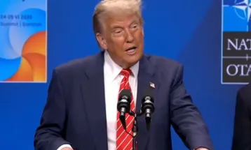 Trump monitorou cúpula dos Brics no Brasil e ameaça países com novas taxas, diz Casa Branca