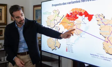 Reunião discute concessão da malha ferroviária da região Sul