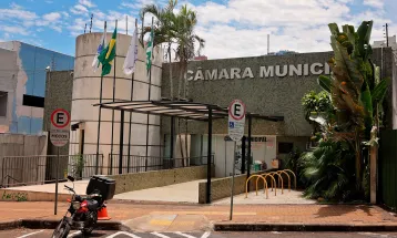 Terceiro caso de possível fraude em diploma agita a Câmara de Foz do Iguaçu