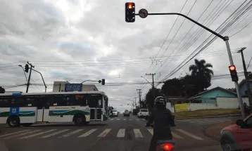 Sexta-feira começa com céu nublado e ventos moderados em Cascavel