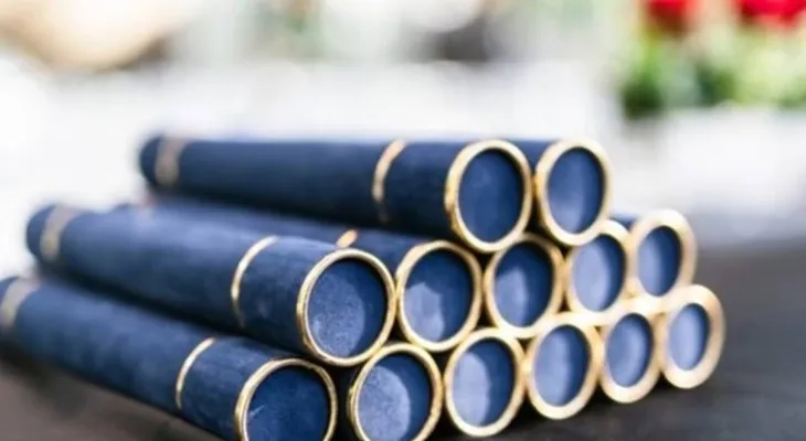 Saiba o que muda após fim da emissão do diploma de papel no Brasil