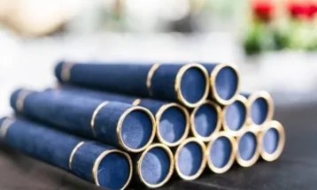 Saiba o que muda após fim da emissão do diploma de papel no Brasil