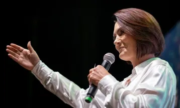 Michelle Bolsonaro faz carta pública a Lula e pede fim da “vingança”: “Hora de baixar as armas”
