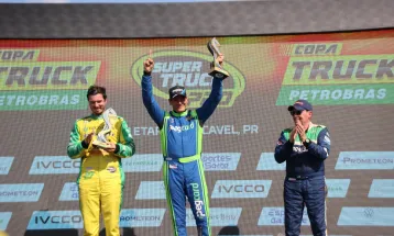 Beto Monteiro tem fim de semana perfeito e vence as duas corridas em Cascavel