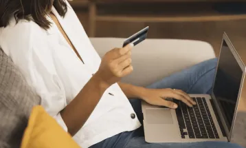 Golpe: Mulher que tentou comprar iPhone por R$ 87 não será indenizada