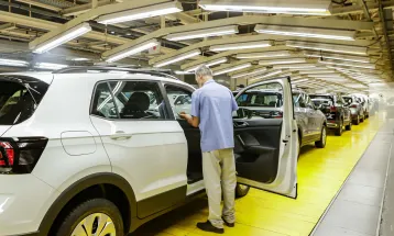 Contratações de trabalhadores com 50 anos ou mais crescem 17% no Paraná em 2025