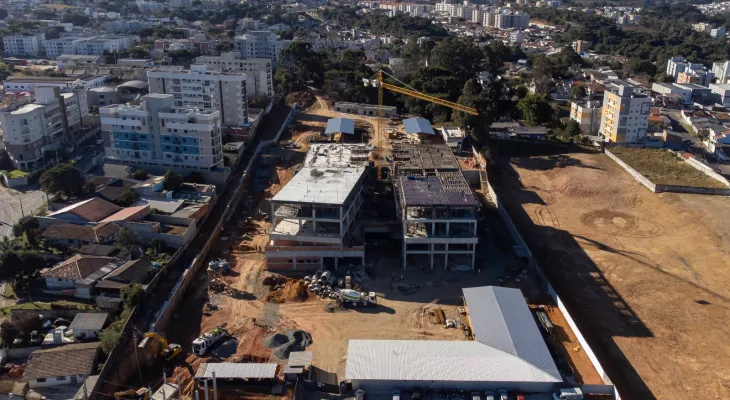 Com investimento de R$ 231 milhões, Paraná tem 11 maternidades em obras