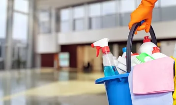 Servente terceirizada em Irati consegue responsabilizar Município pelos débitos trabalhistas