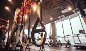 Academia britânica proíbe mulheres com mais de 25 anos para deixar "jovens confortáveis"