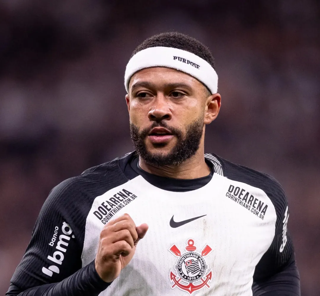 Memphis vai sair do Corinthians? Gesto nas redes acende alerta na torcida