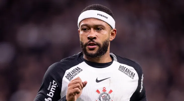 Corinthians vai avaliar Memphis e estuda propor rescisão após jogos contra o Palmeiras