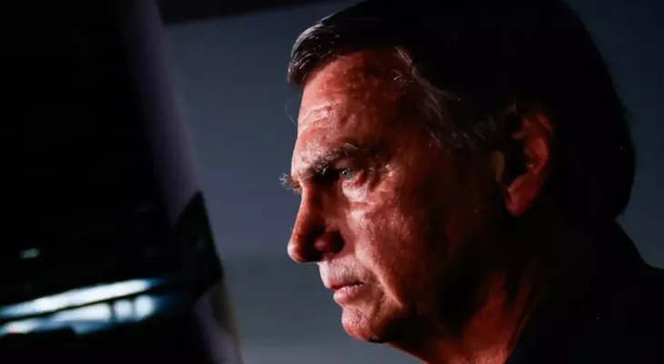 ‘Pintou um clima’: Bolsonaro é condenado a pagar R$ 150 mil por fala sobre adolescentes