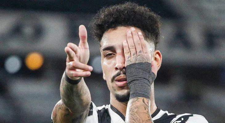 Botafogo anuncia saída do volante Kauê, relevado pelas categorias de base do clube