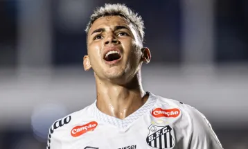 Centroavantes do Santos completam três meses sem anotar gol