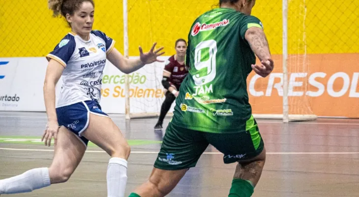 Stein Cascavel Futsal vence o Resenhas de Goiás por 5 a 0 e segue líder da LFF